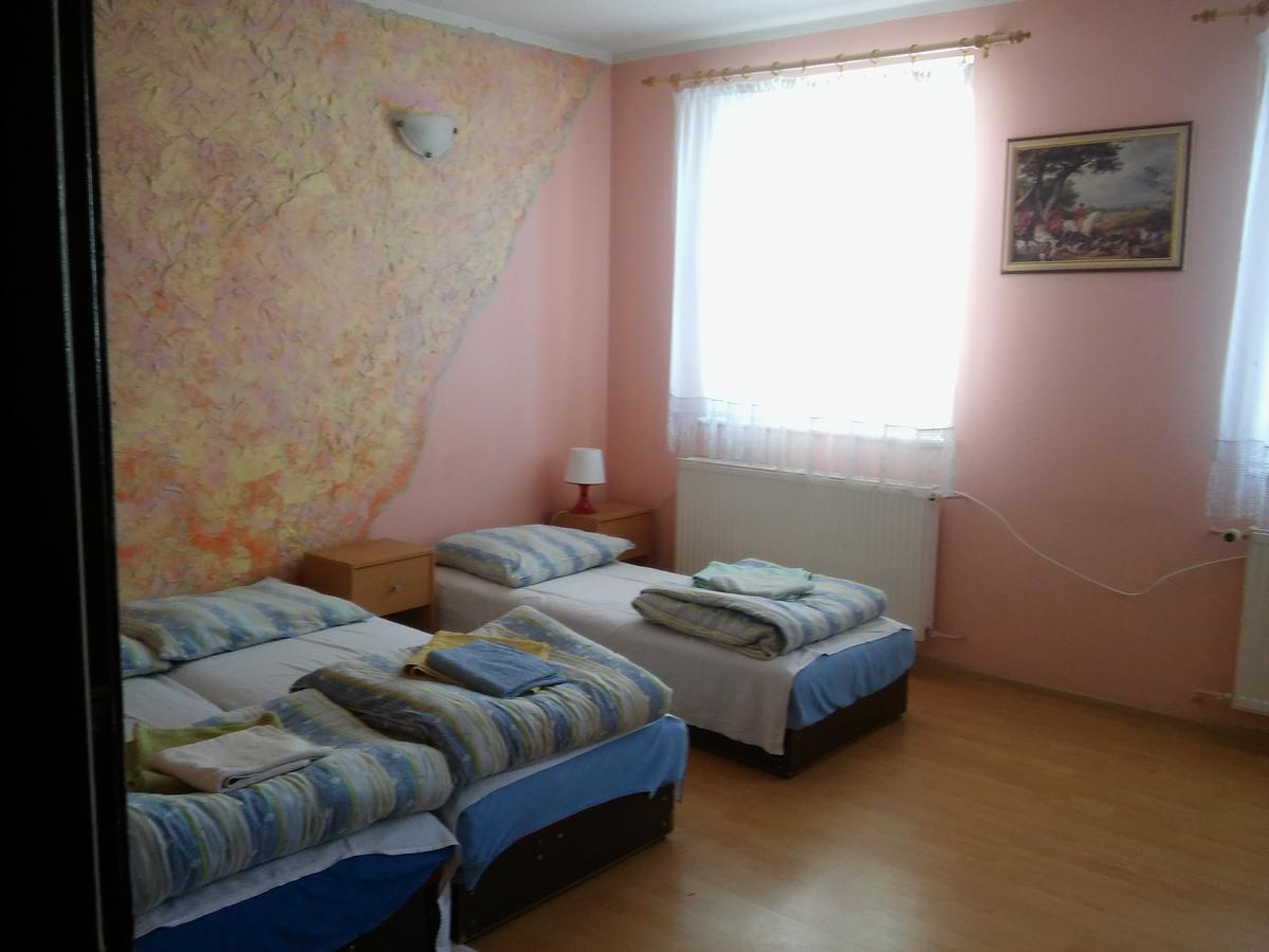 Motel Ararat Kolobrzeg Ngoại thất bức ảnh